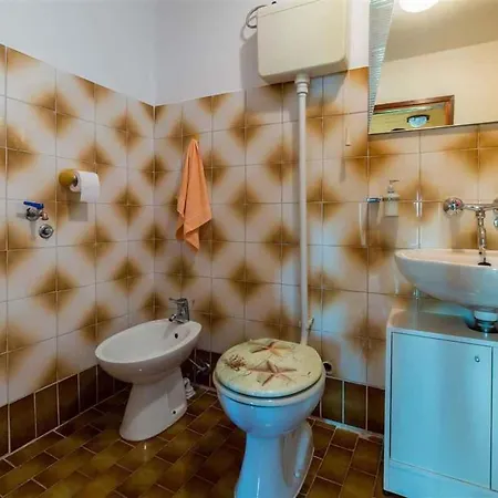 In 39281 Jadranovo