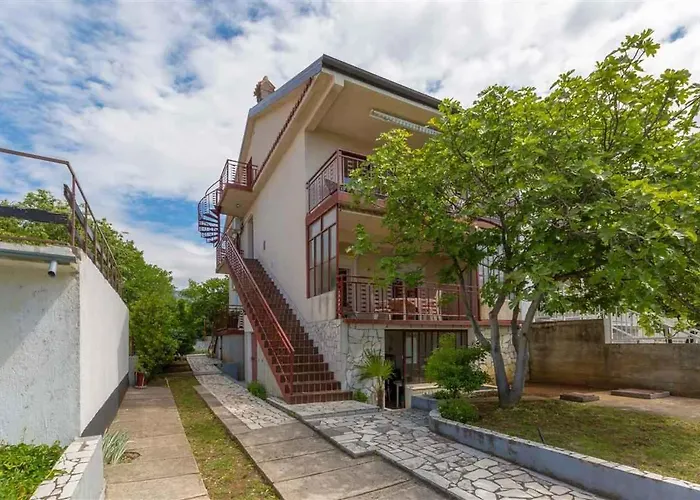 Apartment In 39281 Jadranovo